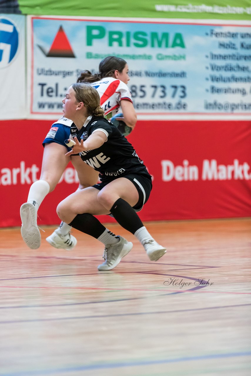 Bild 303 - wCJ SV Henstedt Ulzburg - SG HH-Nord : Ergebnis: 24:24